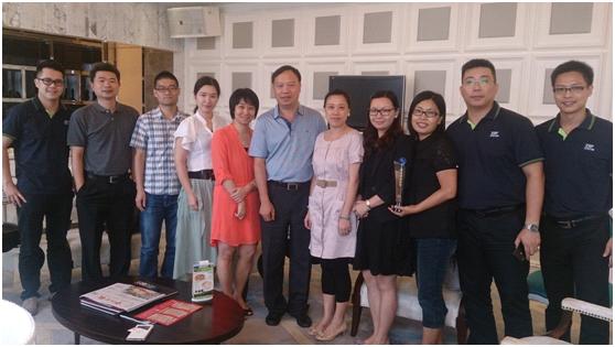 ����Ǯ���������ٻ�13/14��ȹ��ݱ���Brand Operation��Ӧ����ѿͷ��ŶӴ󽱡�